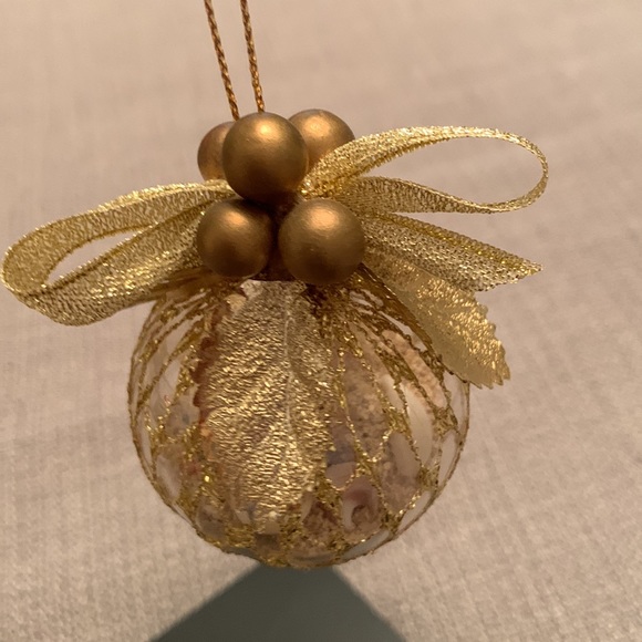 Sand & Shells Ornament from Hawaii Christmas Holiday - Picture 3 of 9